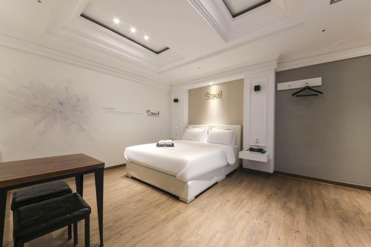 เอซีซี สเตย์ โฮเทล Hotel Gwangju Metropolitan City ภายนอก รูปภาพ