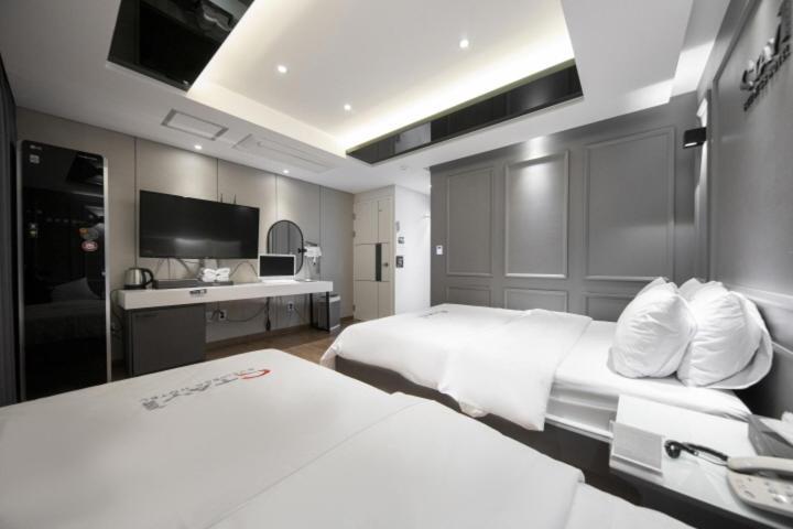 เอซีซี สเตย์ โฮเทล Hotel Gwangju Metropolitan City ภายนอก รูปภาพ